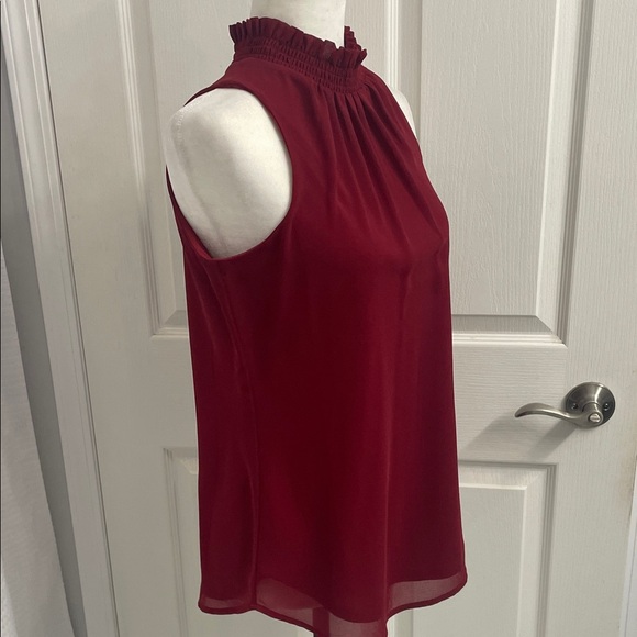 Elegant Sleeveless Burgundy Blouse Lined Ruched High Neck Back Zipper Sz XS - Picture 5 of 11